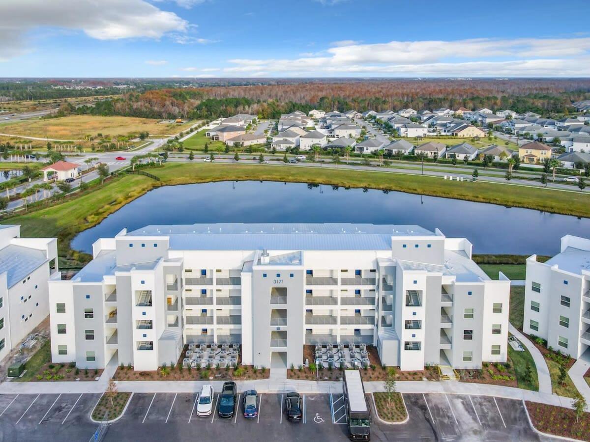 Gorgeous 2Br Lakeview Condo With Waterpark Kissimmee Εξωτερικό φωτογραφία