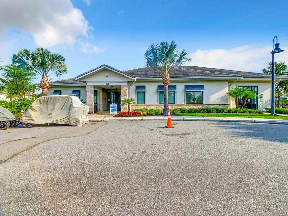 Gorgeous 2Br Lakeview Condo With Waterpark Kissimmee Εξωτερικό φωτογραφία