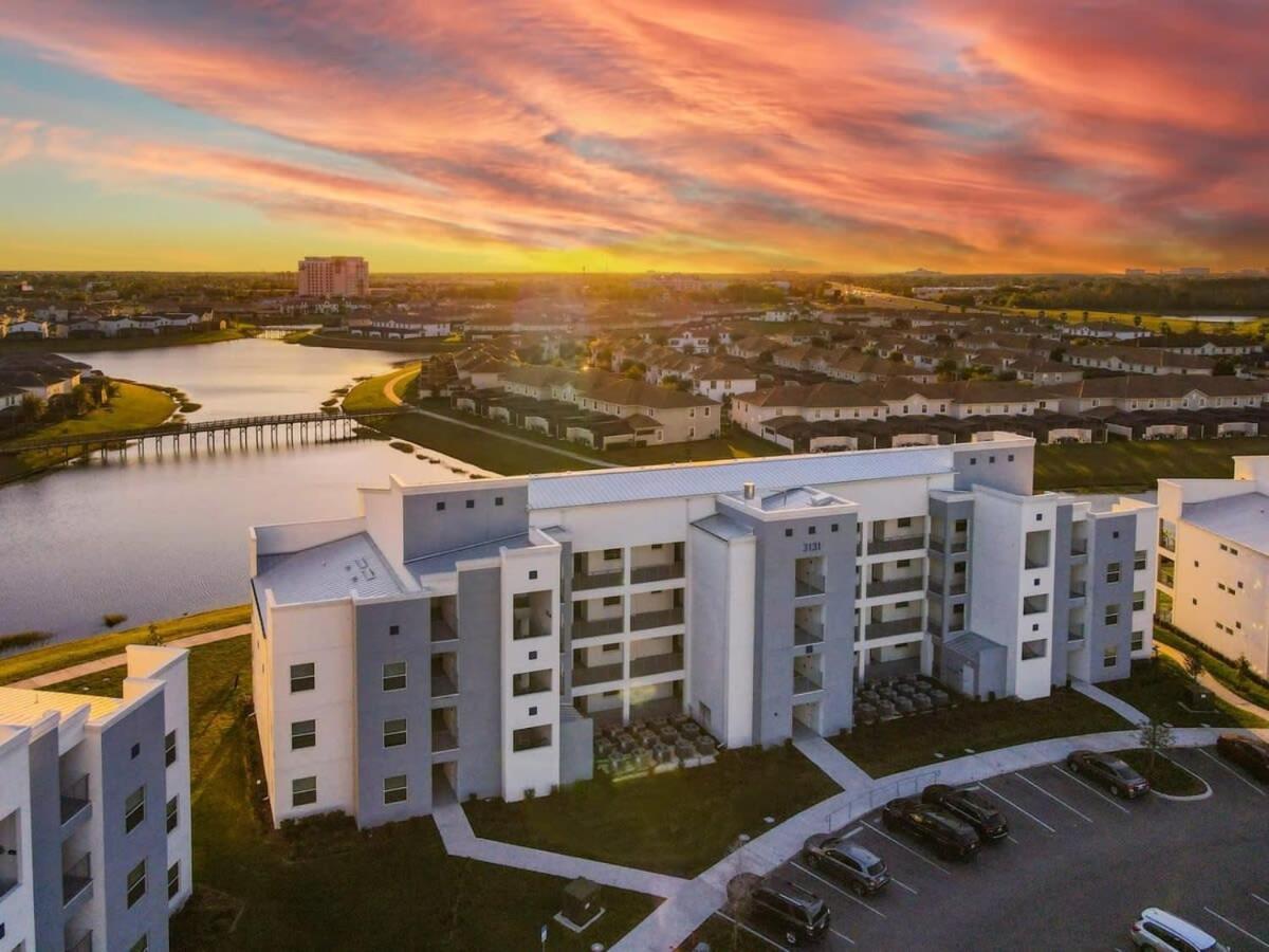 Gorgeous 2Br Lakeview Condo With Waterpark Kissimmee Εξωτερικό φωτογραφία
