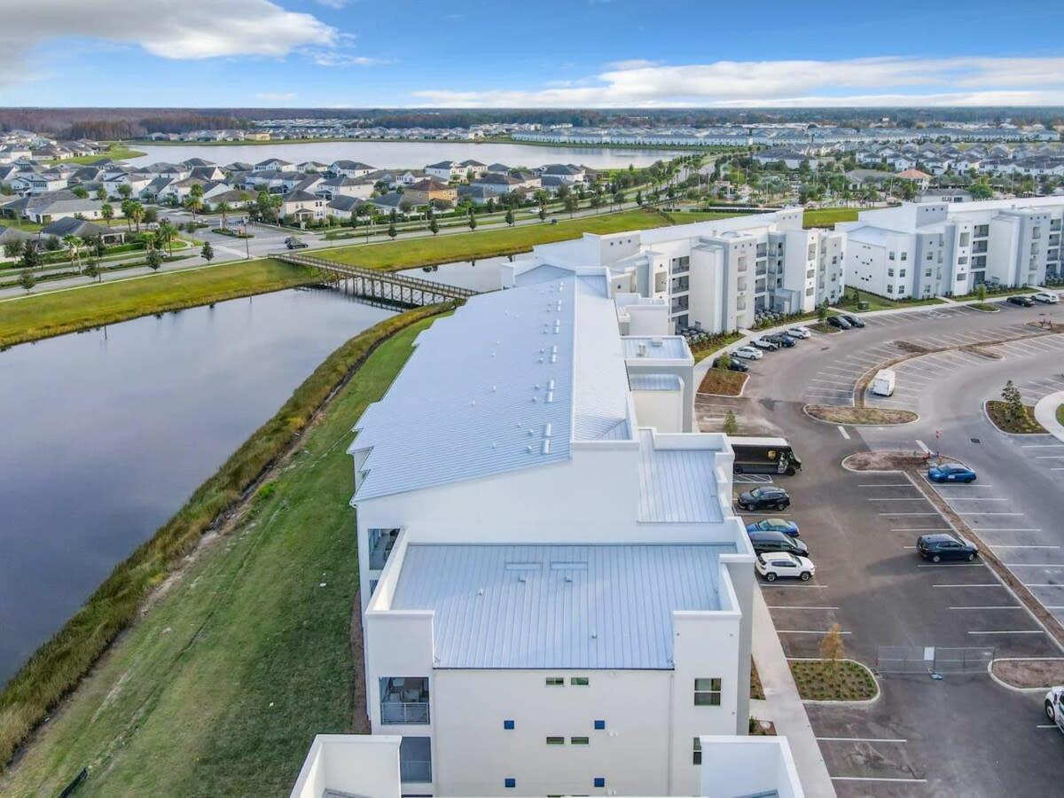 Gorgeous 2Br Lakeview Condo With Waterpark Kissimmee Εξωτερικό φωτογραφία